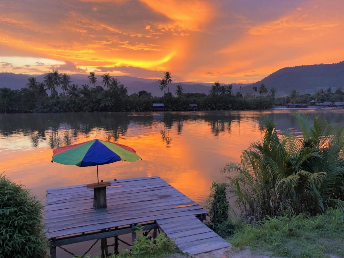 Green Mango Bungalows Кампот Экстерьер фото